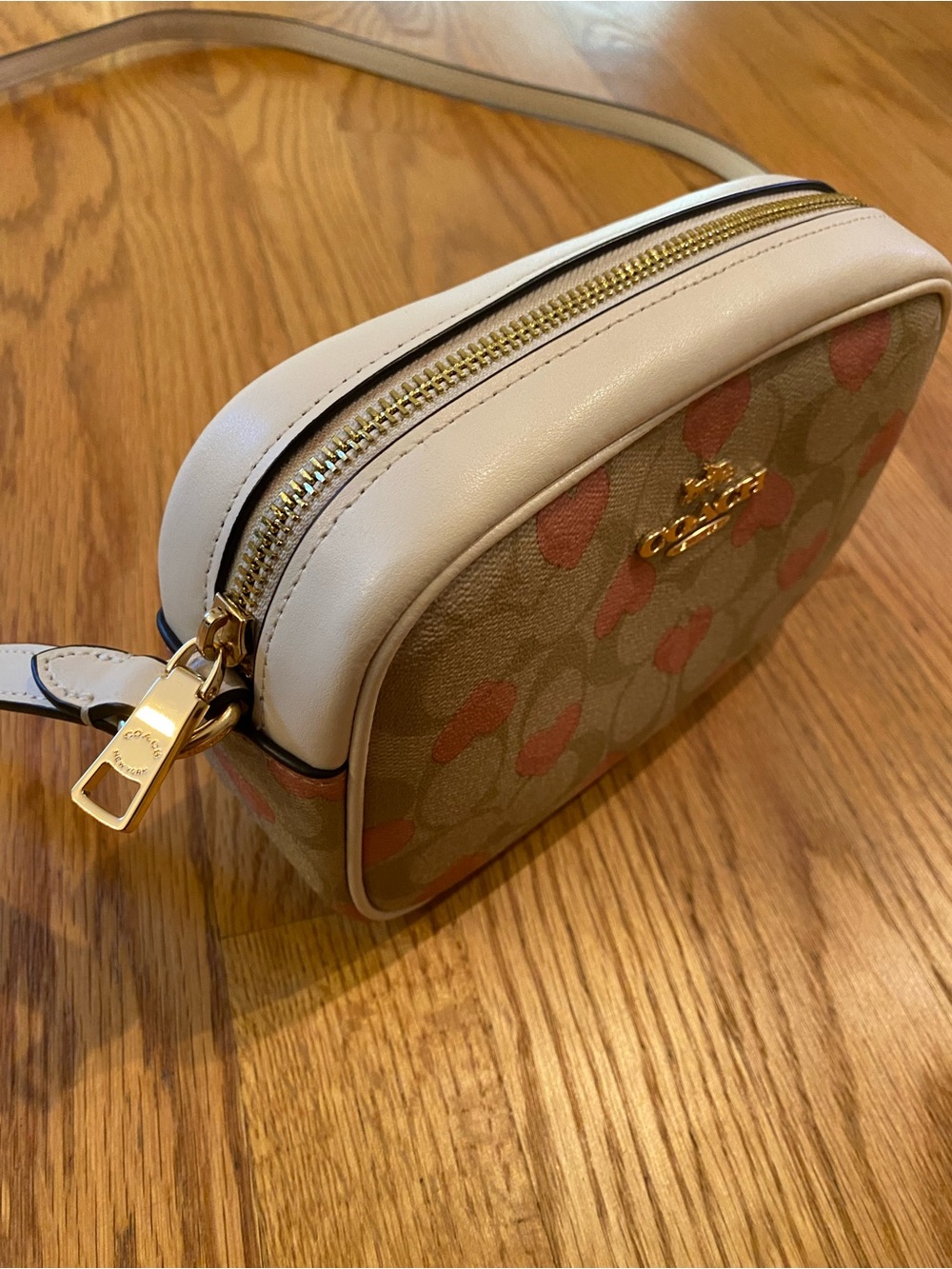 Coach Pink Heart Signature Crossbody Bag with Gold Logo - Picture 2 of 5